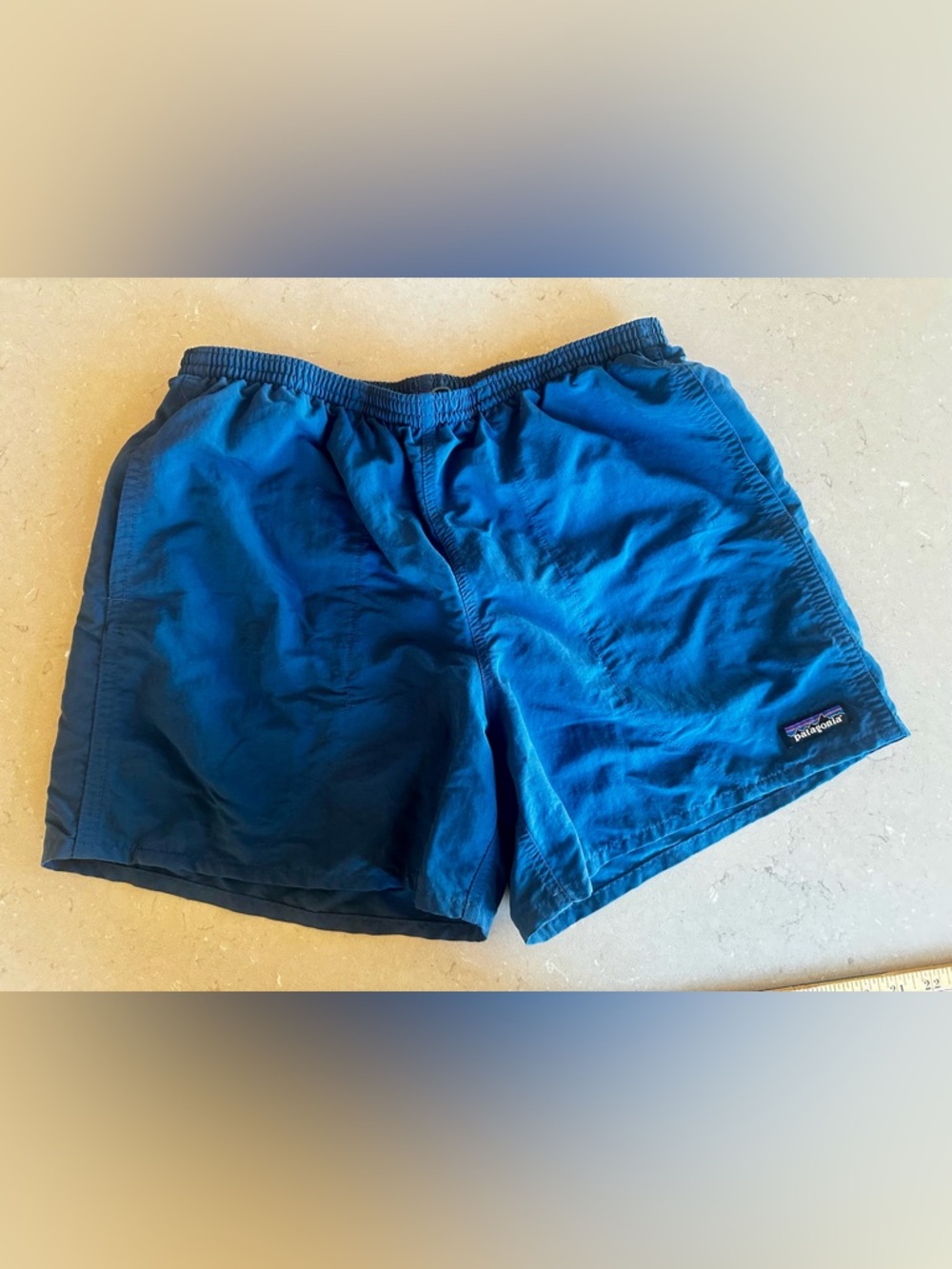 Patagonia Men’s Blue Baggies Shorts Size Medium Lined Swim Hiking Athletic